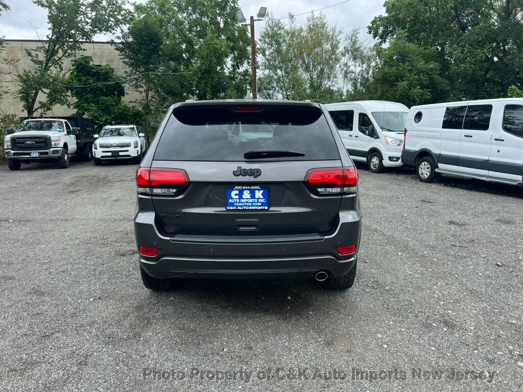2019 Jeep Grand Cherokee Altitude photo 6