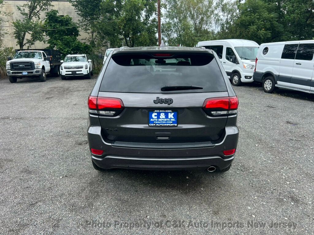 2019 Jeep Grand Cherokee Altitude photo 7