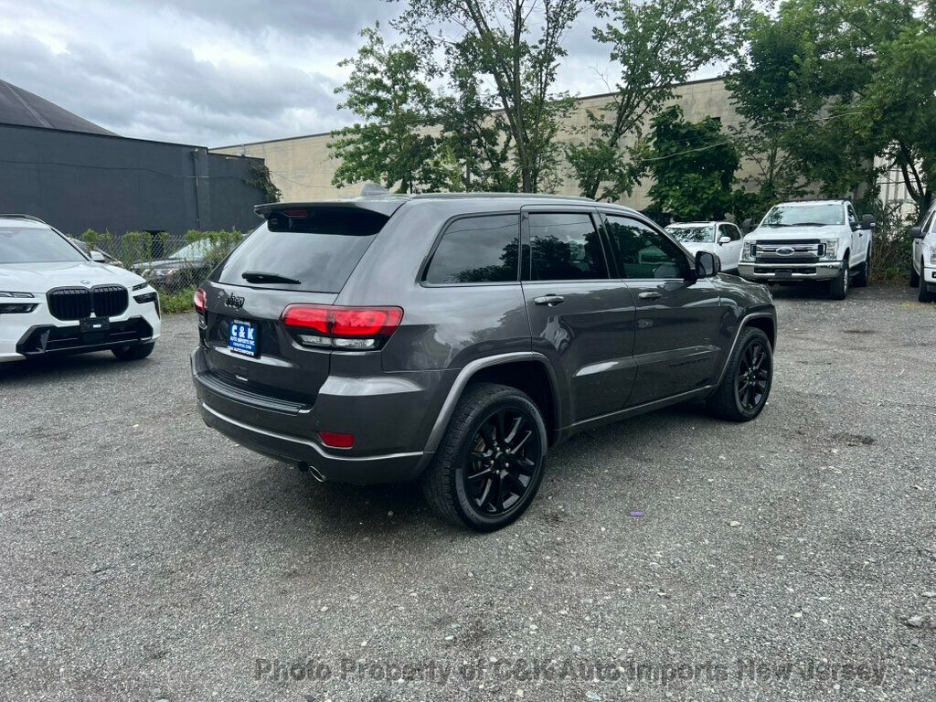 2019 Jeep Grand Cherokee Altitude photo 8