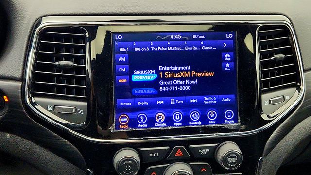 2019 Jeep Grand Cherokee Altitude 4x4 w/ Power Sunroof - 23023135 - 18