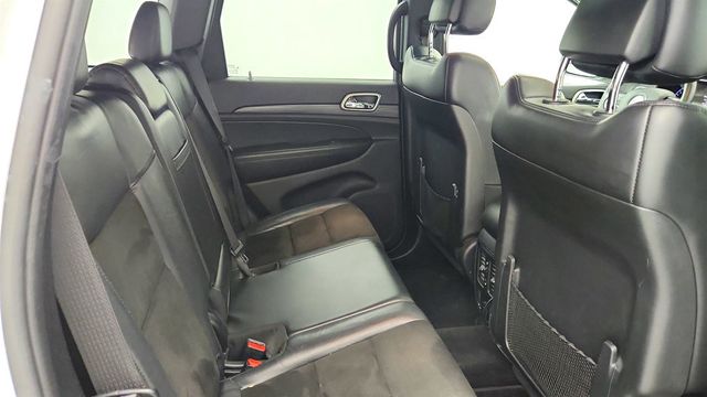 2019 Jeep Grand Cherokee Altitude 4x4 w/ Power Sunroof - 23023135 - 24