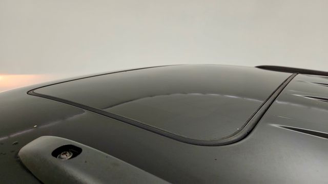 2019 Jeep Grand Cherokee Altitude 4x4 w/ Power Sunroof, Nav, Heated Seats & Black Wheels - 23088531 - 9