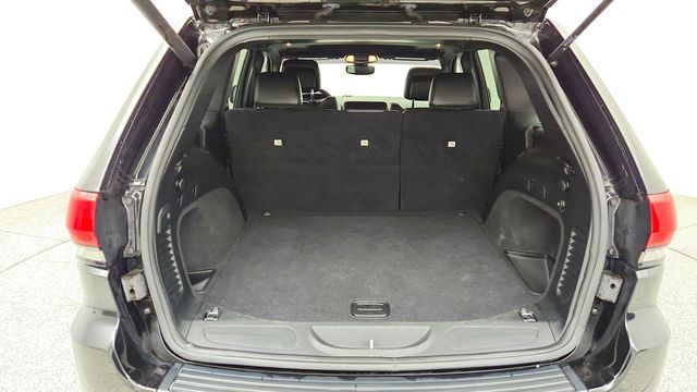 2019 Jeep Grand Cherokee Altitude 4x4 w/ Power Sunroof, Nav, Heated Seats & Black Wheels - 23088531 - 20