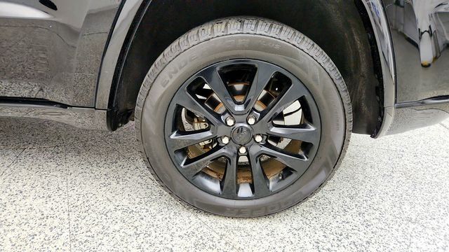 2019 Jeep Grand Cherokee Altitude 4x4 w/ Power Sunroof, Nav, Heated Seats & Black Wheels - 23088531 - 8