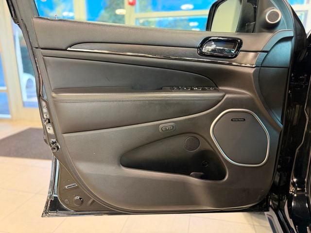 2019 Jeep Grand Cherokee High Altitude 4x4 - 23070445 - 17