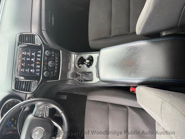 2019 Jeep Grand Cherokee Laredo - 23063735 - 8