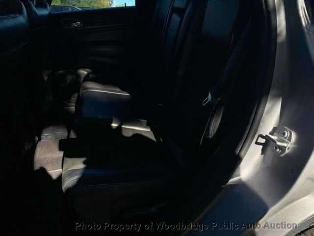 2019 Jeep Grand Cherokee Laredo - 23102077 - 9