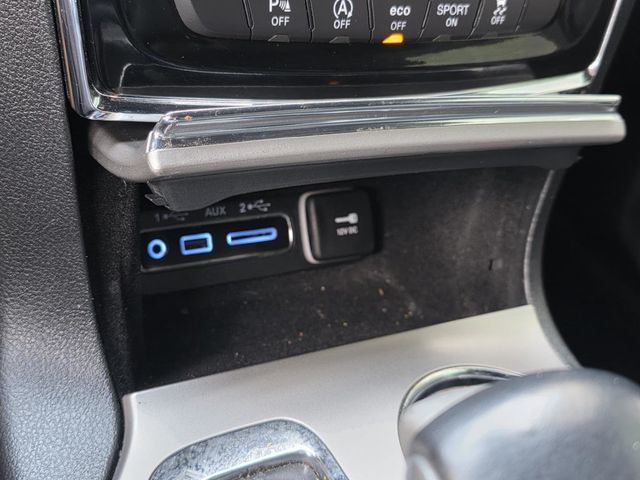 2019 Jeep Grand Cherokee Laredo - 23070377 - 22