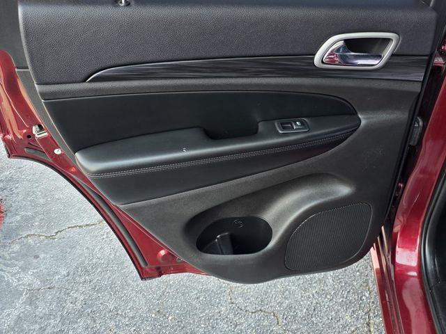 2019 Jeep Grand Cherokee Laredo - 23070377 - 31