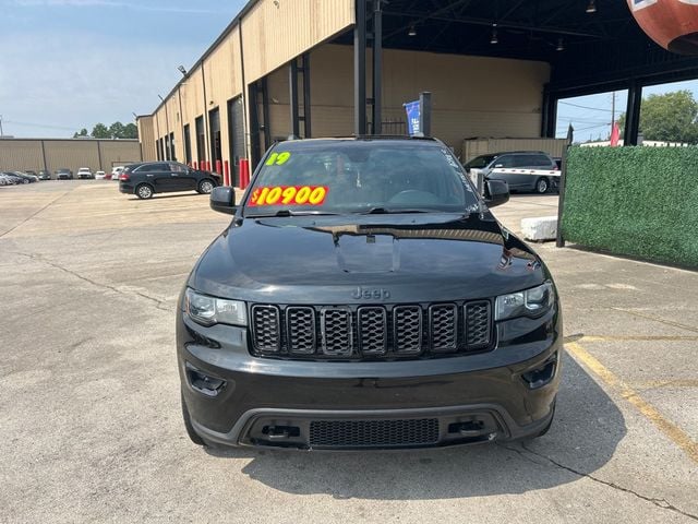 2019 Jeep Grand Cherokee LAREDO - 23061123 - 1