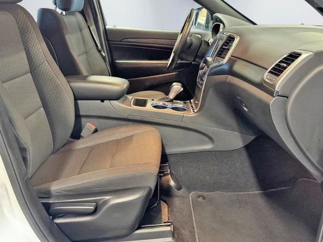 2019 Jeep Grand Cherokee Laredo 4WD - 23073397 - 21