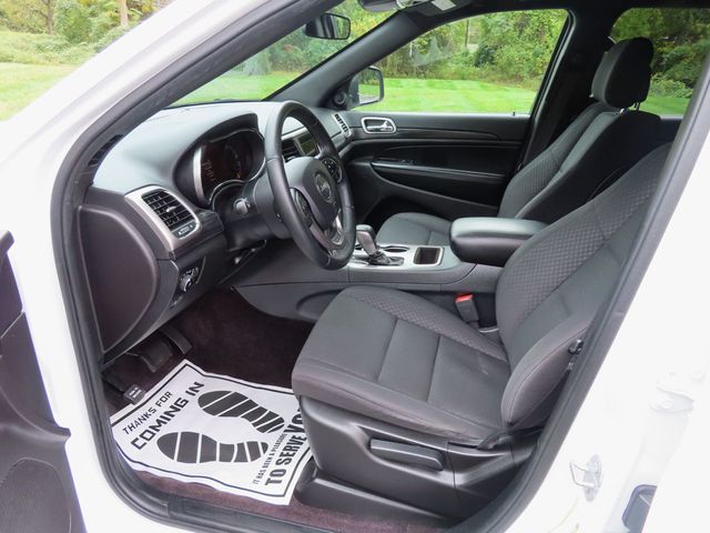 2019 Jeep Grand Cherokee Laredo 4x4 - 22928144 - 16