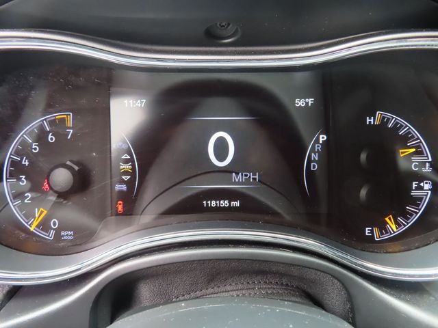 2019 Jeep Grand Cherokee Laredo 4x4 - 22928144 - 35