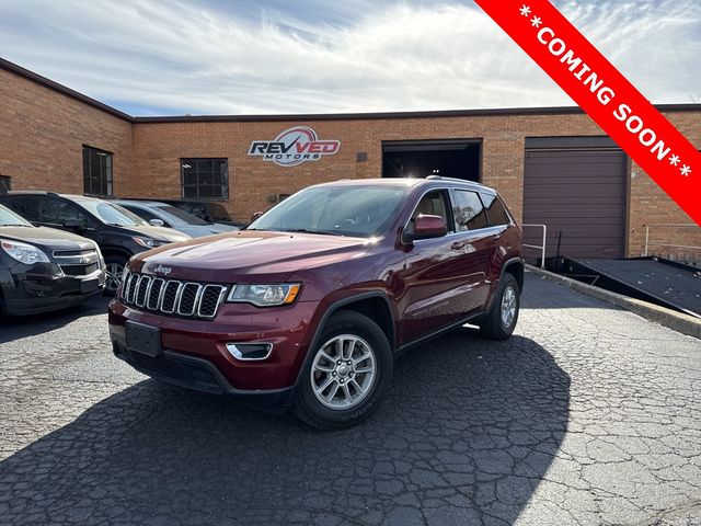 2019 Jeep Grand Cherokee Laredo E 4x2 - 22942798 - 0