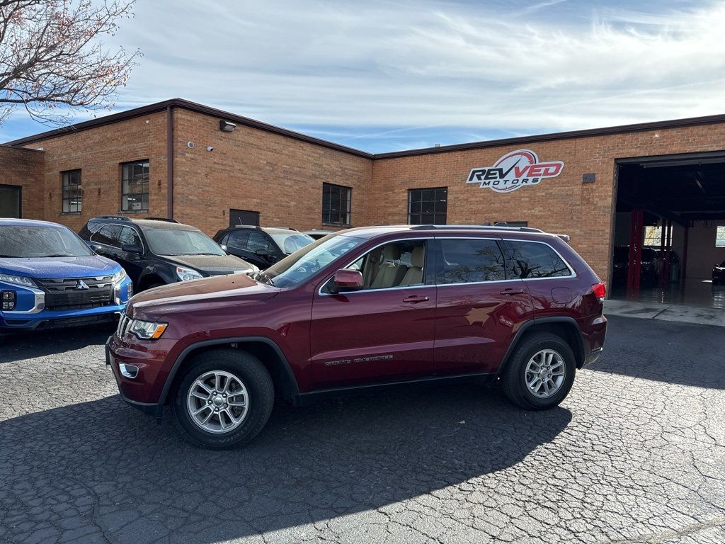 2019 Jeep Grand Cherokee Laredo E 4x2 - 22942798 - 1