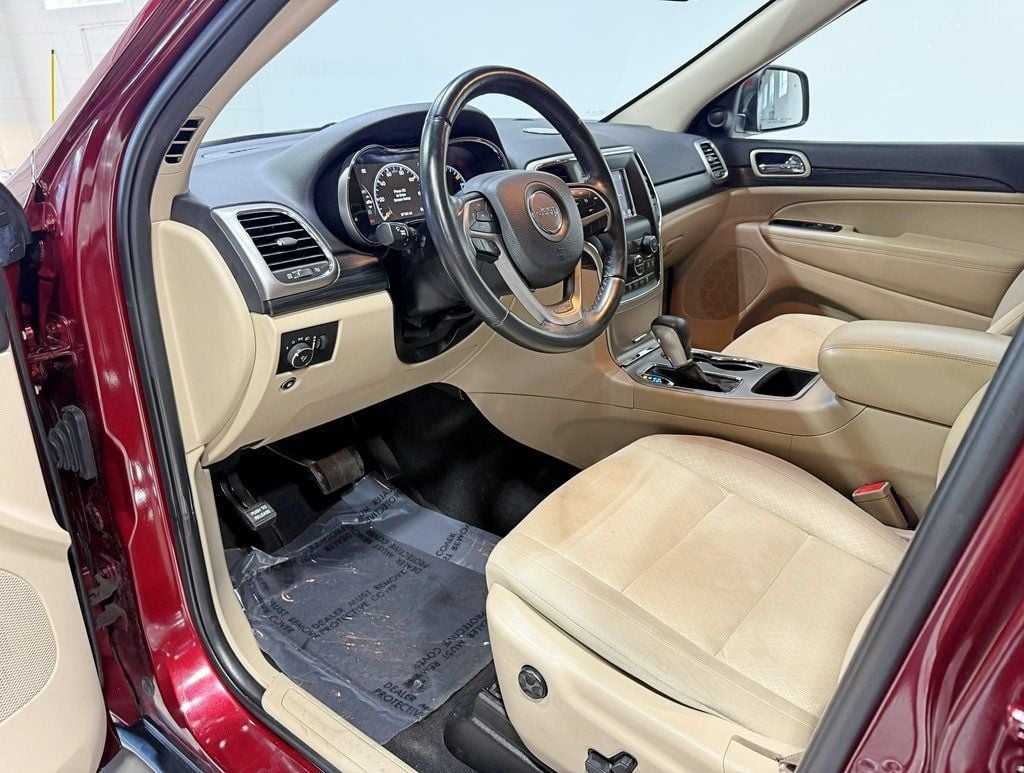 2019 Jeep Grand Cherokee Laredo E 4x2 - 22942798 - 27