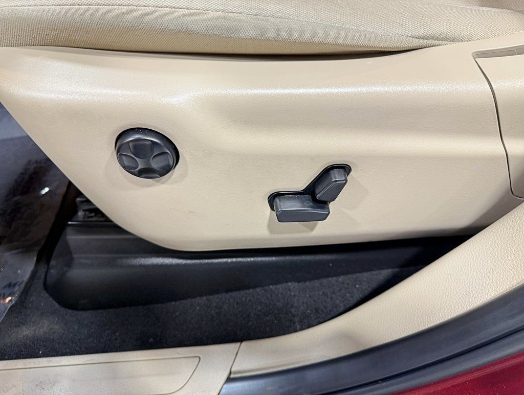 2019 Jeep Grand Cherokee Laredo E 4x2 - 22942798 - 28