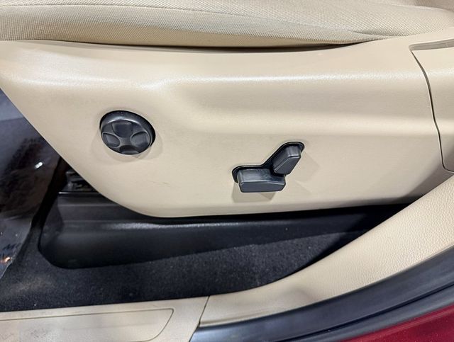 2019 Jeep Grand Cherokee Laredo E 4x2 - 22942798 - 28