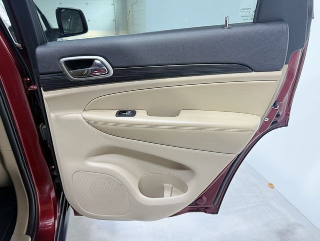 2019 Jeep Grand Cherokee Laredo E 4x2 - 22942798 - 41