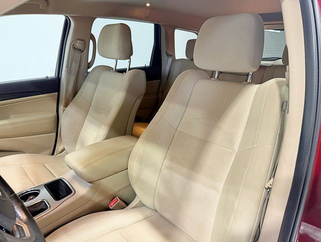 2019 Jeep Grand Cherokee Laredo E 4x2 - 23096504 - 29