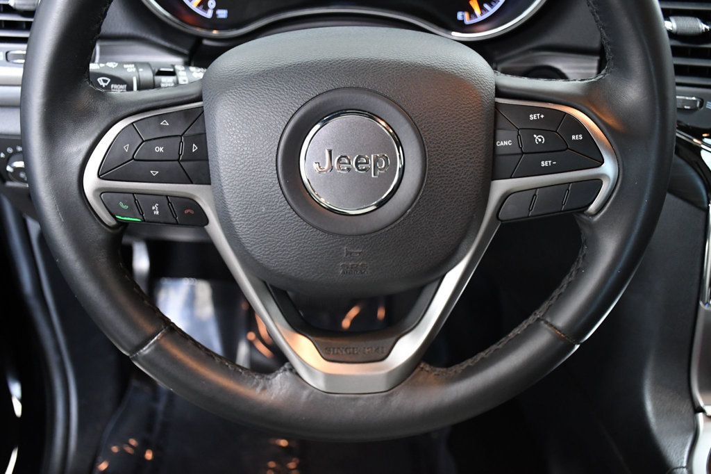 2019 Jeep Grand Cherokee Laredo E 4x2 - 22958155 - 19