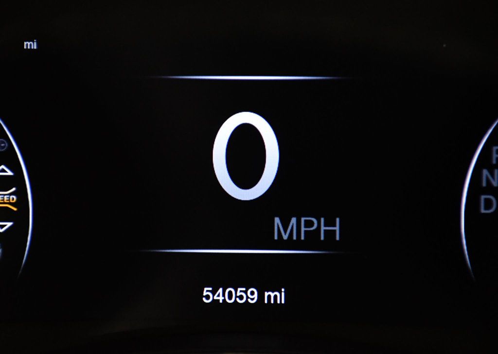 2019 Jeep Grand Cherokee Laredo E 4x2 - 22958155 - 22