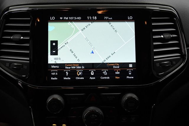 2019 Jeep Grand Cherokee Laredo E 4x2 - 22958155 - 26