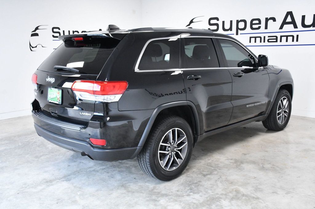 2019 Jeep Grand Cherokee Laredo E 4x2 - 22958155 - 3
