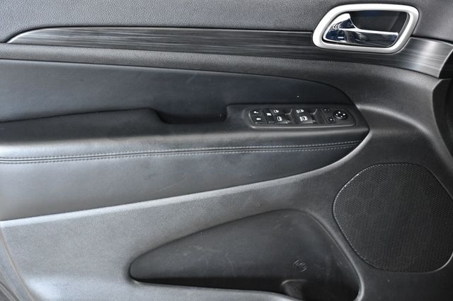 2019 Jeep Grand Cherokee Laredo E 4x2 - 22958155 - 8