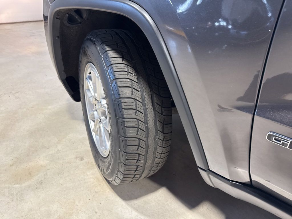 2019 Jeep Grand Cherokee Laredo E 4x4 - 23021286 - 2