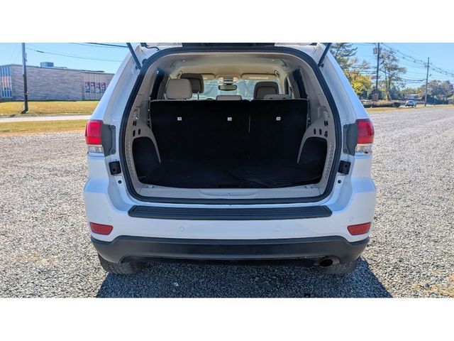 2019 Jeep Grand Cherokee Laredo E 4x4 - 22930022 - 12