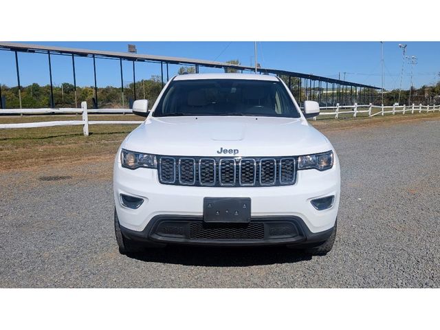 2019 Jeep Grand Cherokee Laredo E 4x4 - 22930022 - 1