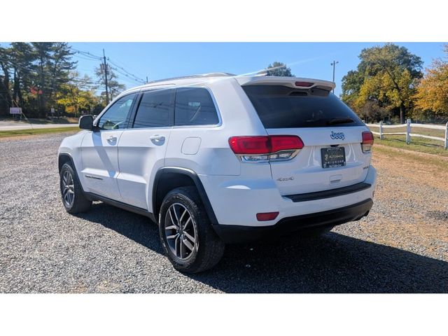 2019 Jeep Grand Cherokee Laredo E 4x4 - 22930022 - 4