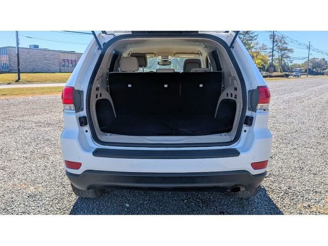 2019 Jeep Grand Cherokee Laredo E 4x4 - 22988658 - 12