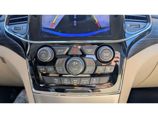 2019 Jeep Grand Cherokee Laredo E 4x4 - 22988658 - 30