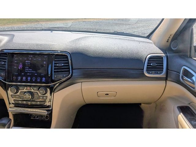 2019 Jeep Grand Cherokee Laredo E 4x4 - 22988658 - 32