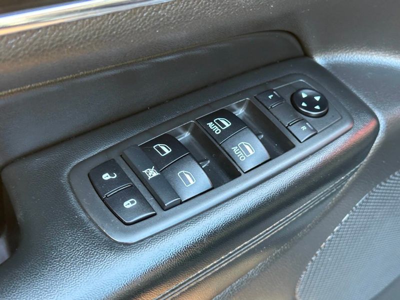 2019 Jeep Grand Cherokee Limited 4x4 4dr SUV - 22866246 - 15