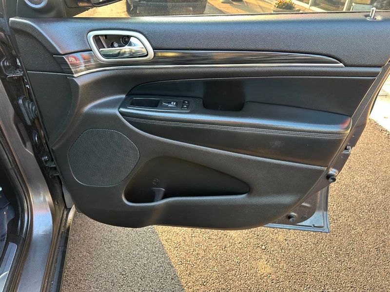 2019 Jeep Grand Cherokee Limited 4x4 4dr SUV - 22866246 - 27