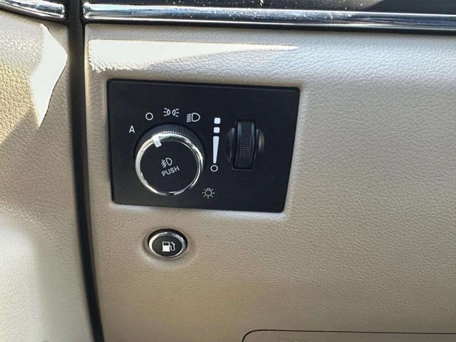 2019 Jeep Grand Cherokee Limited 4x4 4dr SUV - 22979991 - 32