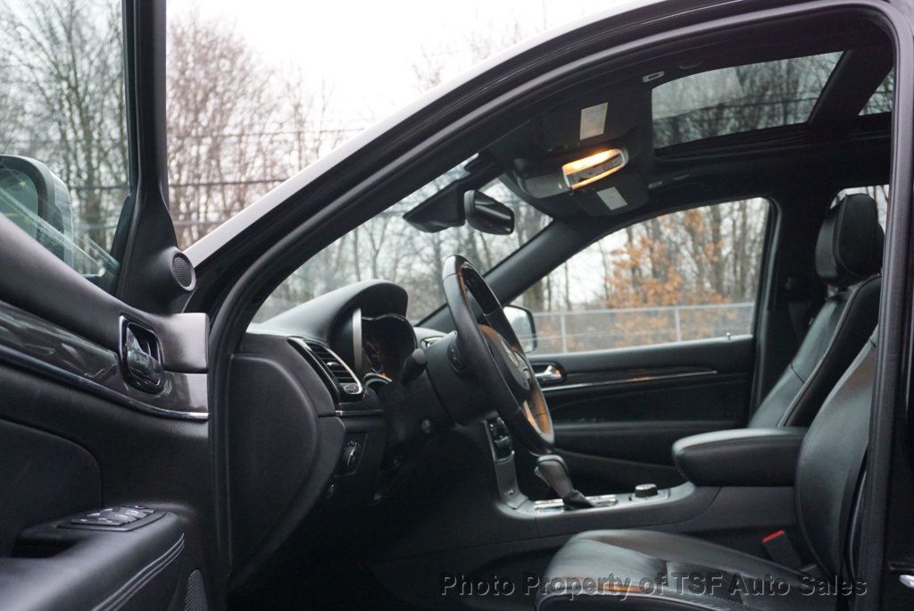 2019 Jeep Grand Cherokee Overland 4x4 NAVI CARPLAY REAR CAMERA PANO ROOF HOT&COOLED SEATS - 22994347 - 9