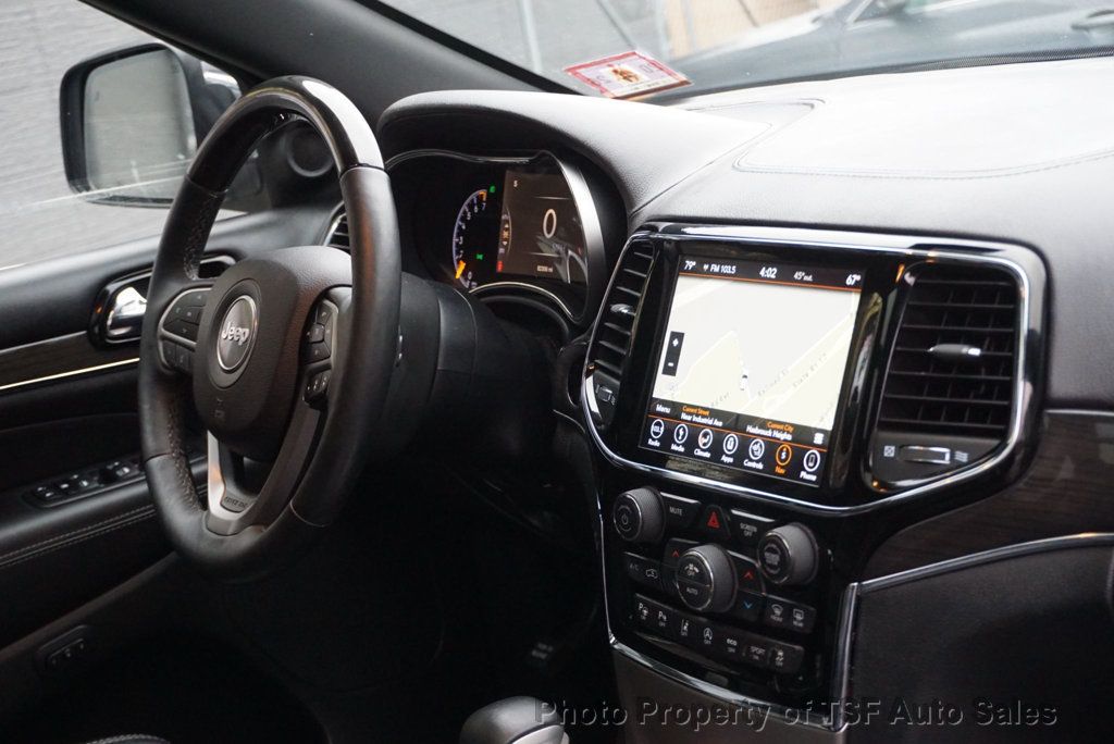 2019 Jeep Grand Cherokee Overland 4x4 NAVI CARPLAY REAR CAMERA PANO ROOF HOT&COOLED SEATS - 22994347 - 20