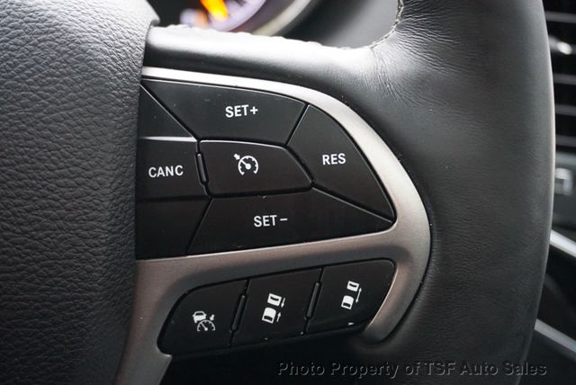 2019 Jeep Grand Cherokee Overland 4x4 NAVI CARPLAY REAR CAMERA PANO ROOF HOT&COOLED SEATS - 22994347 - 35