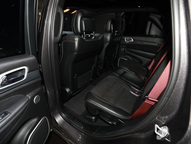 2019 Jeep Grand Cherokee SRT 4x4 - 23048939 - 2
