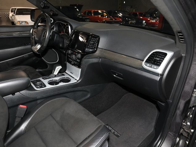 2019 Jeep Grand Cherokee SRT 4x4 - 23048939 - 35