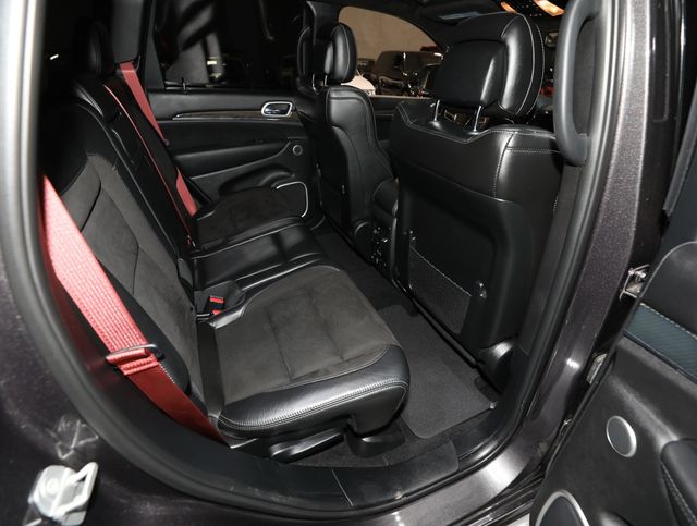 2019 Jeep Grand Cherokee SRT 4x4 - 23048939 - 39