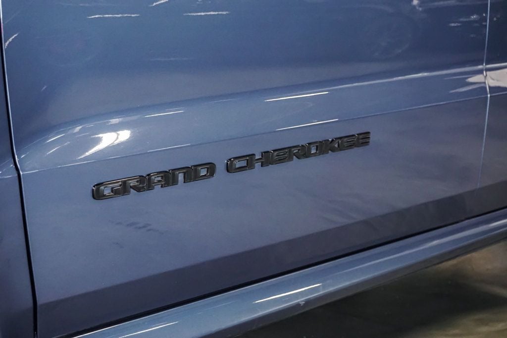 2019 Jeep Grand Cherokee *SRT* *6.4L V8* *Only 10k Miles* *All Stock* *1-Owner* - 23050510 - 62