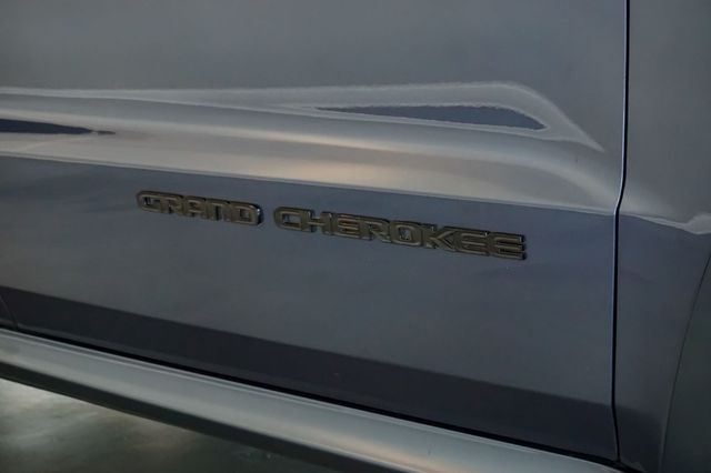 2019 Jeep Grand Cherokee *SRT* *6.4L V8* *Only 10k Miles* *All Stock* *1-Owner* - 23050510 - 63