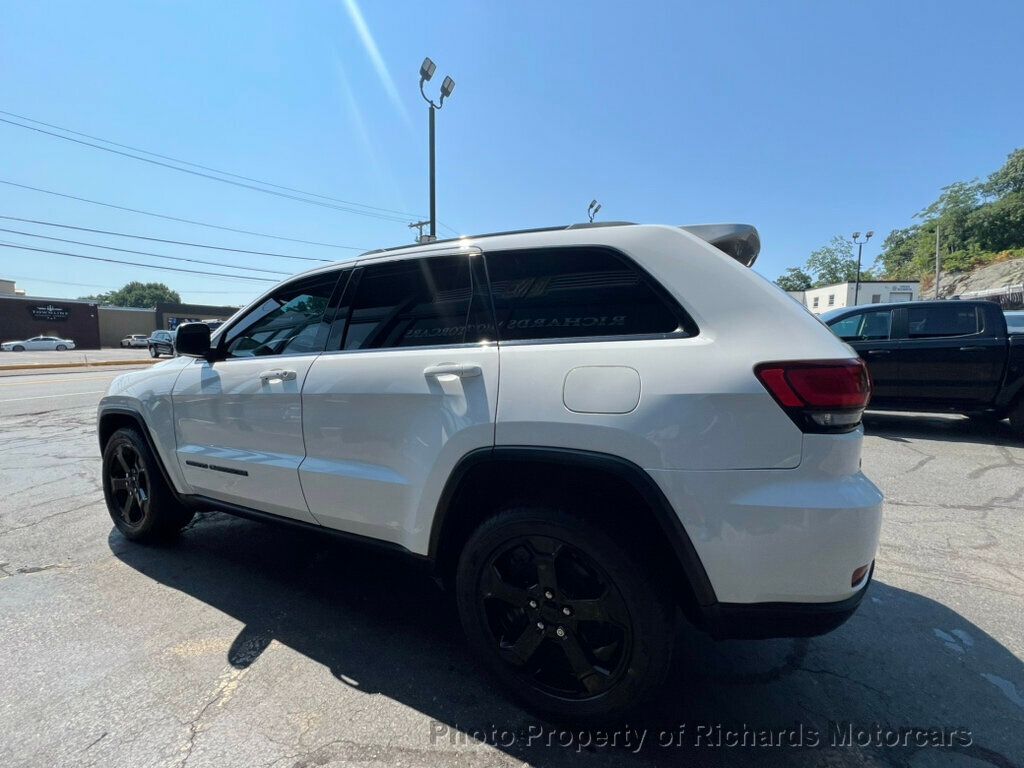 2019 Jeep Grand Cherokee Upland 4x4 - 22540579 - 6