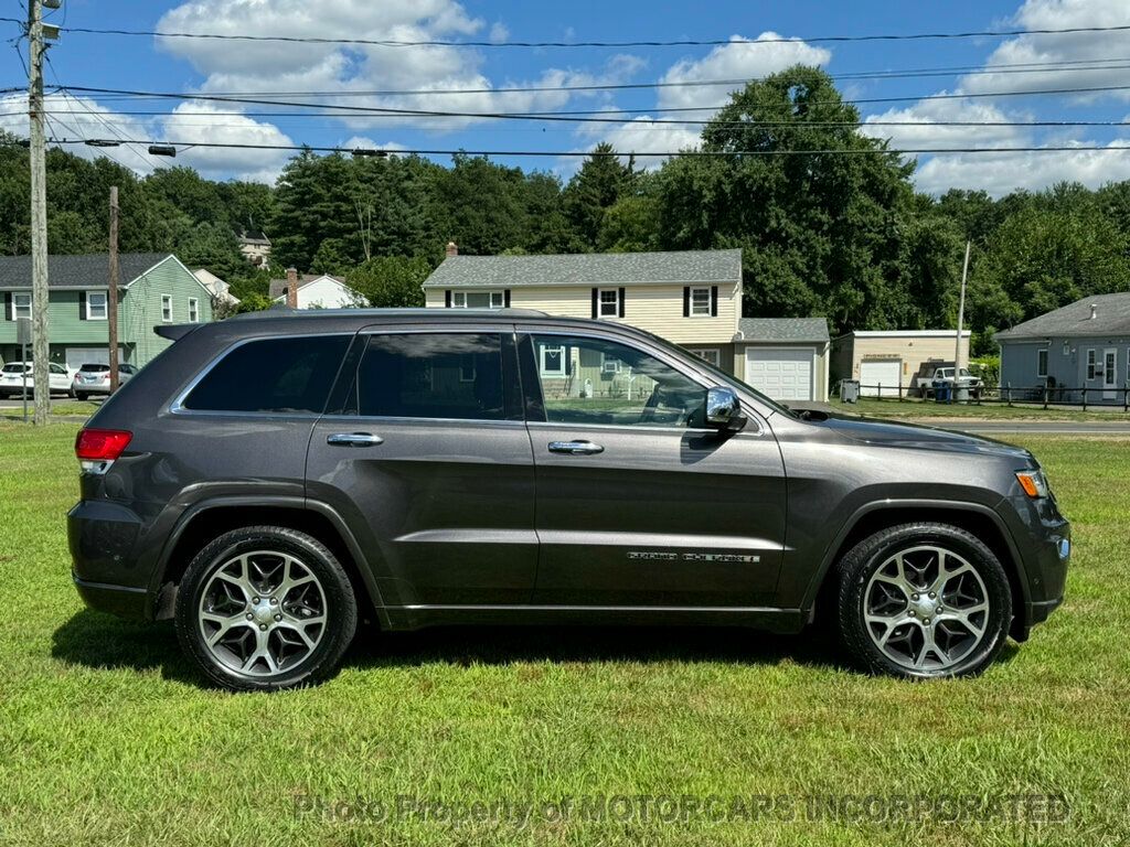 2019 Jeep Grand Cherokee WHAT AN AWESOME LOOKING JEEP! LOADED SUMMIT EDITION!  - 22527194 - 21