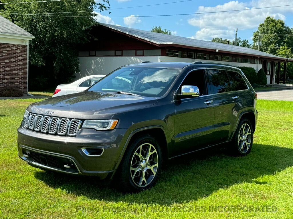 2019 Jeep Grand Cherokee WHAT AN AWESOME LOOKING JEEP! LOADED SUMMIT EDITION!  - 22527194 - 3